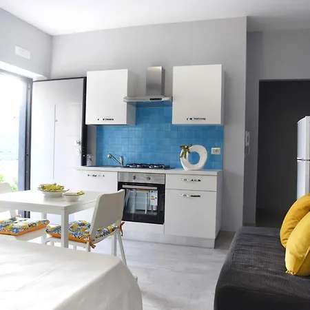 Angelo - Free Private Parking דירה סרנו